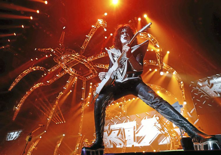 KISS at BOK Center